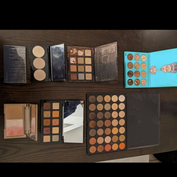 Huge Makeup Bundle - Picture 4 of 5